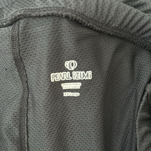 Pearl Izumi Mountain Biking Shorts - Picture 4 of 7